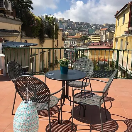Appartement Mansarda Bellini Napels