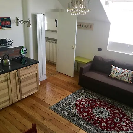 Apartment Mansarda Bellini *